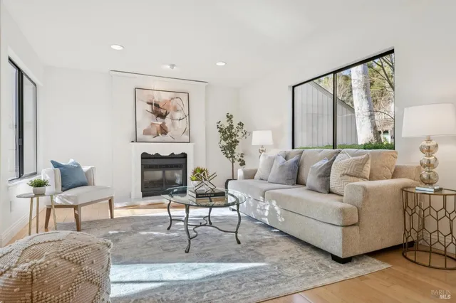 $1,049,000 | 3 Chapparal Court, Novato, CA 94949