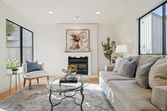 $1,049,000 | 3 Chapparal Court, Novato, CA 94949