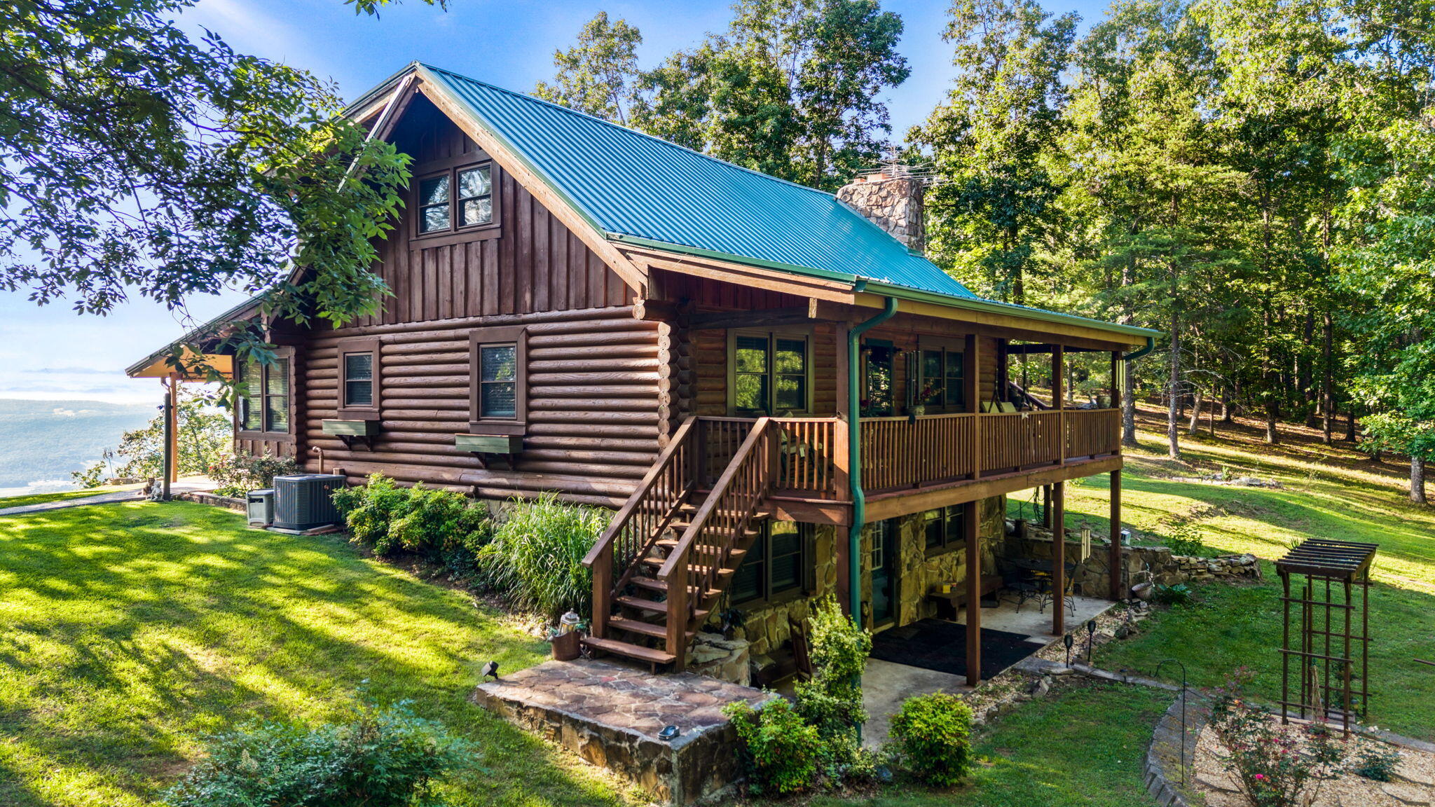 863 Porch Rock Road Pikeville, TN 37367 - Photo 1 of 62 2-web-or-mls-DJI_20260615184002_0737_D