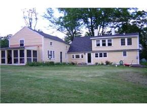 690 Haverhill Road Chester, NH 03036 - Photo 2 of 9
