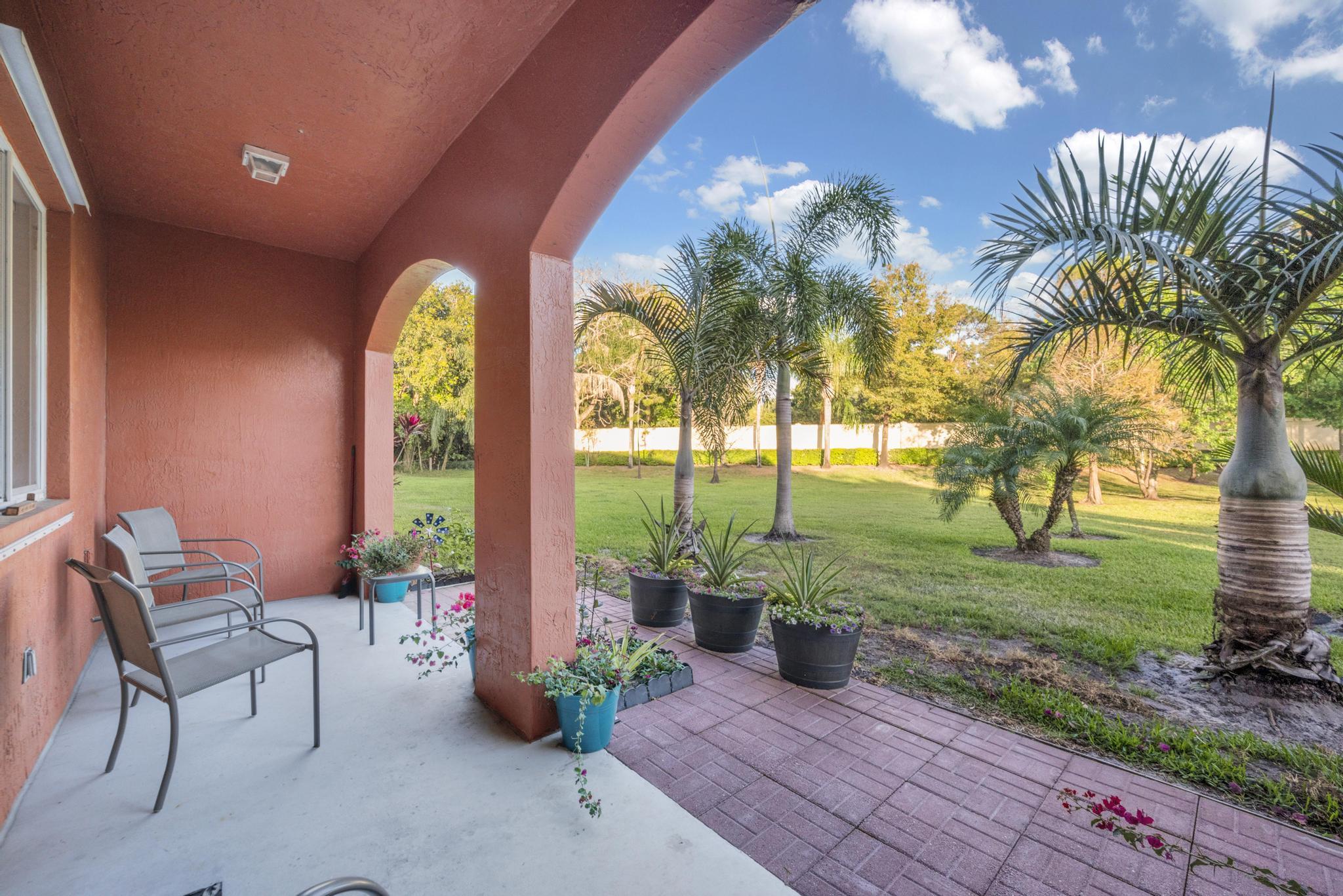 53 Southeast Sedona Circle, Unit 105 Stuart, FL 34994 - Photo 42 of 51 66173572-DAE2-4436-9DCC-EA4521A9132B