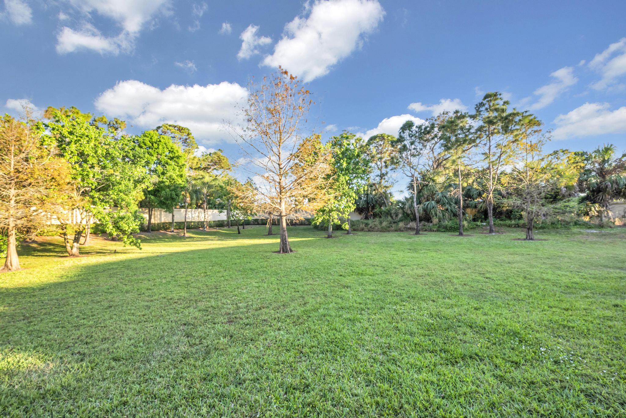 53 Southeast Sedona Circle, Unit 105 Stuart, FL 34994 - Photo 44 of 51 A62ACF2A-6049-46AF-AB8A-402A555D395C
