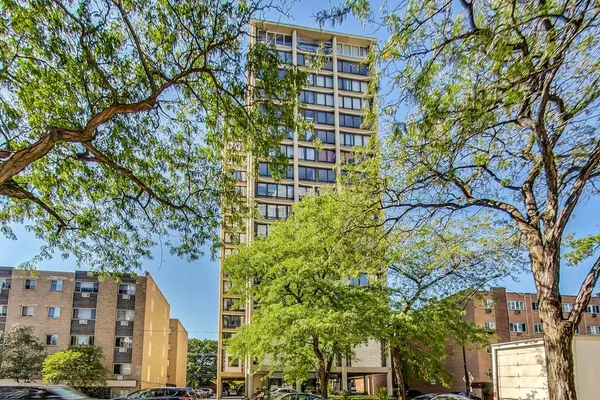 $155,000 | 5740 North Sheridan Road, Unit 12E, Chicago, IL 60660