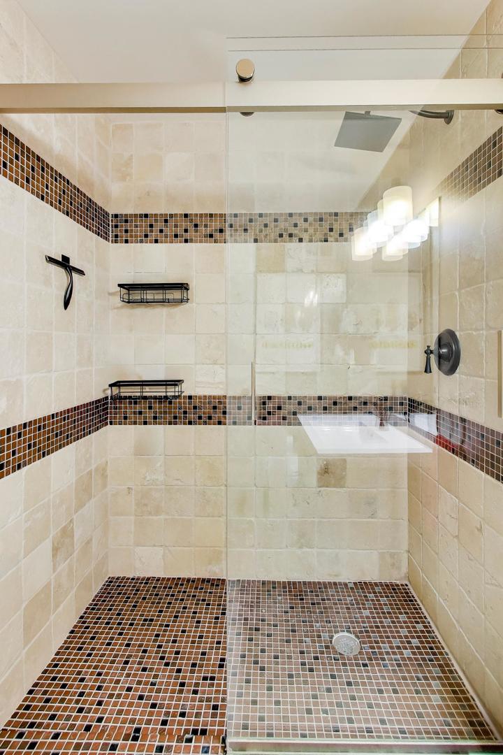 5740 North Sheridan Road, Unit 12E Chicago, IL 60660 - Photo 20 of 22