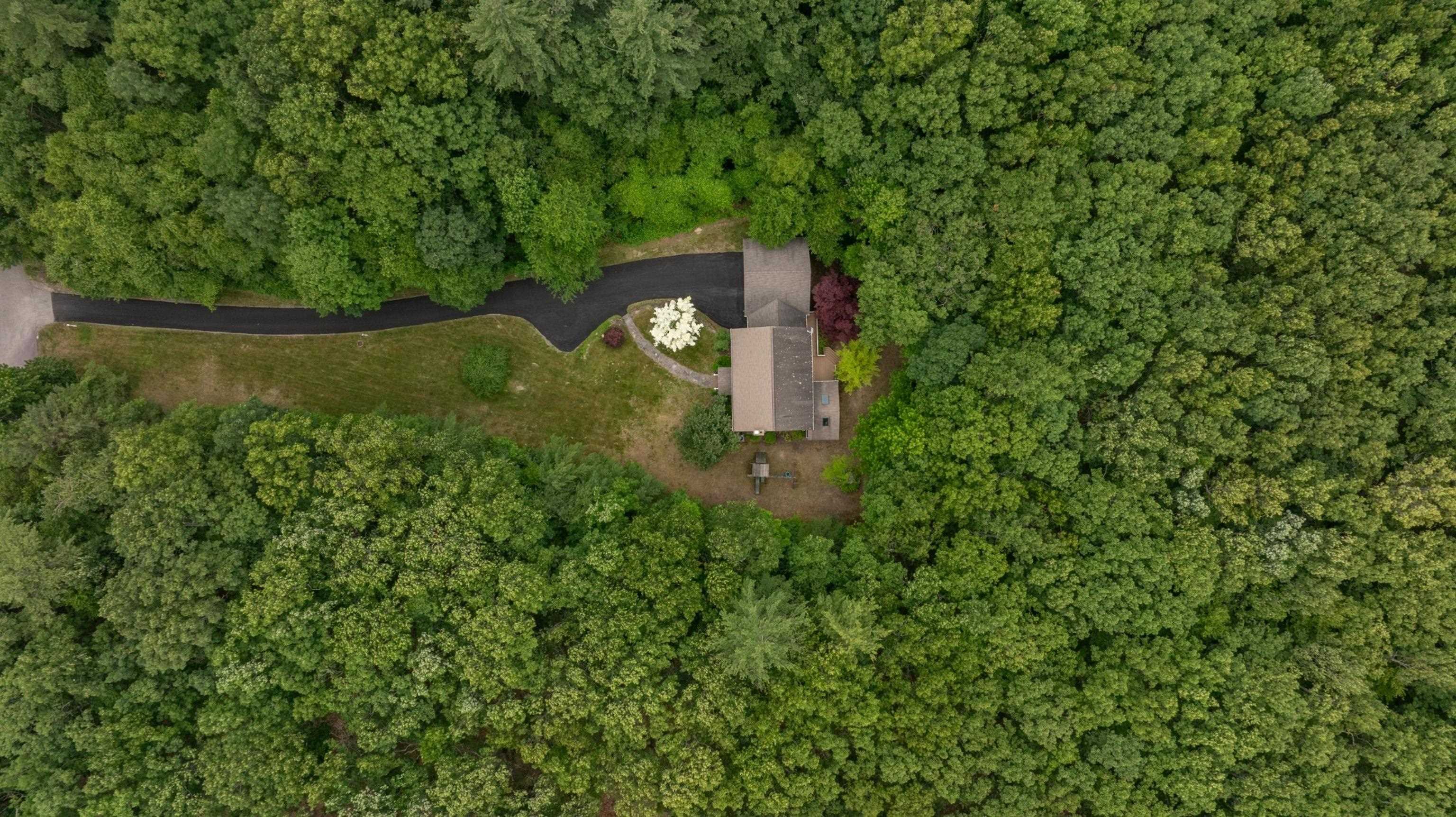 67 Sargent Road Hollis, NH 03049 - Photo 7 of 57