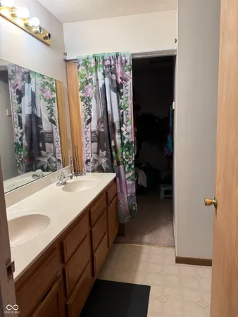 $245,000 | 1635 Remington Court, Indianapolis, IN 46227