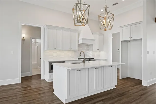 $518,000 | 2037 Begue Lane, Covington, LA 70433