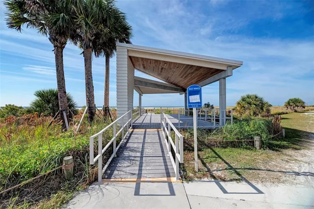 $8,000 | 5640 Cape Leyte Drive, Sarasota, FL 34242