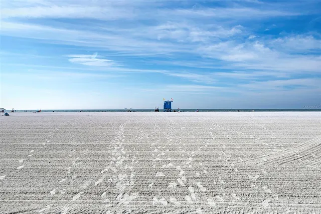 $8,000 | 5640 Cape Leyte Drive, Sarasota, FL 34242