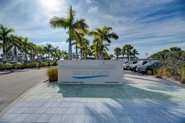 $8,000 | 5640 Cape Leyte Drive, Sarasota, FL 34242