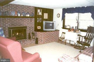 125 Hershey Road Lititz, PA 17543 - Photo 3 of 6