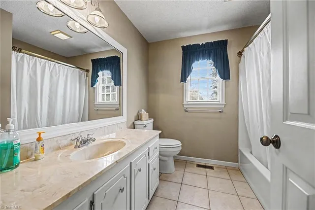 $525,000 | 7010 Stancliff Court, Clemmons, NC 27012