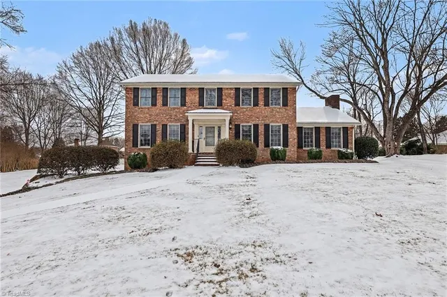 $525,000 | 7010 Stancliff Court, Clemmons, NC 27012