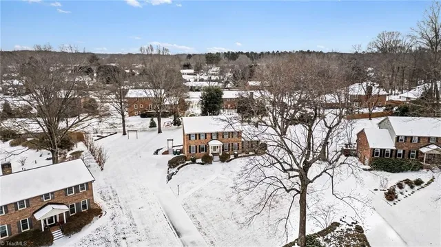 $525,000 | 7010 Stancliff Court, Clemmons, NC 27012