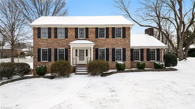 $525,000 | 7010 Stancliff Court, Clemmons, NC 27012