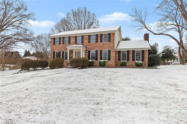 $525,000 | 7010 Stancliff Court, Clemmons, NC 27012