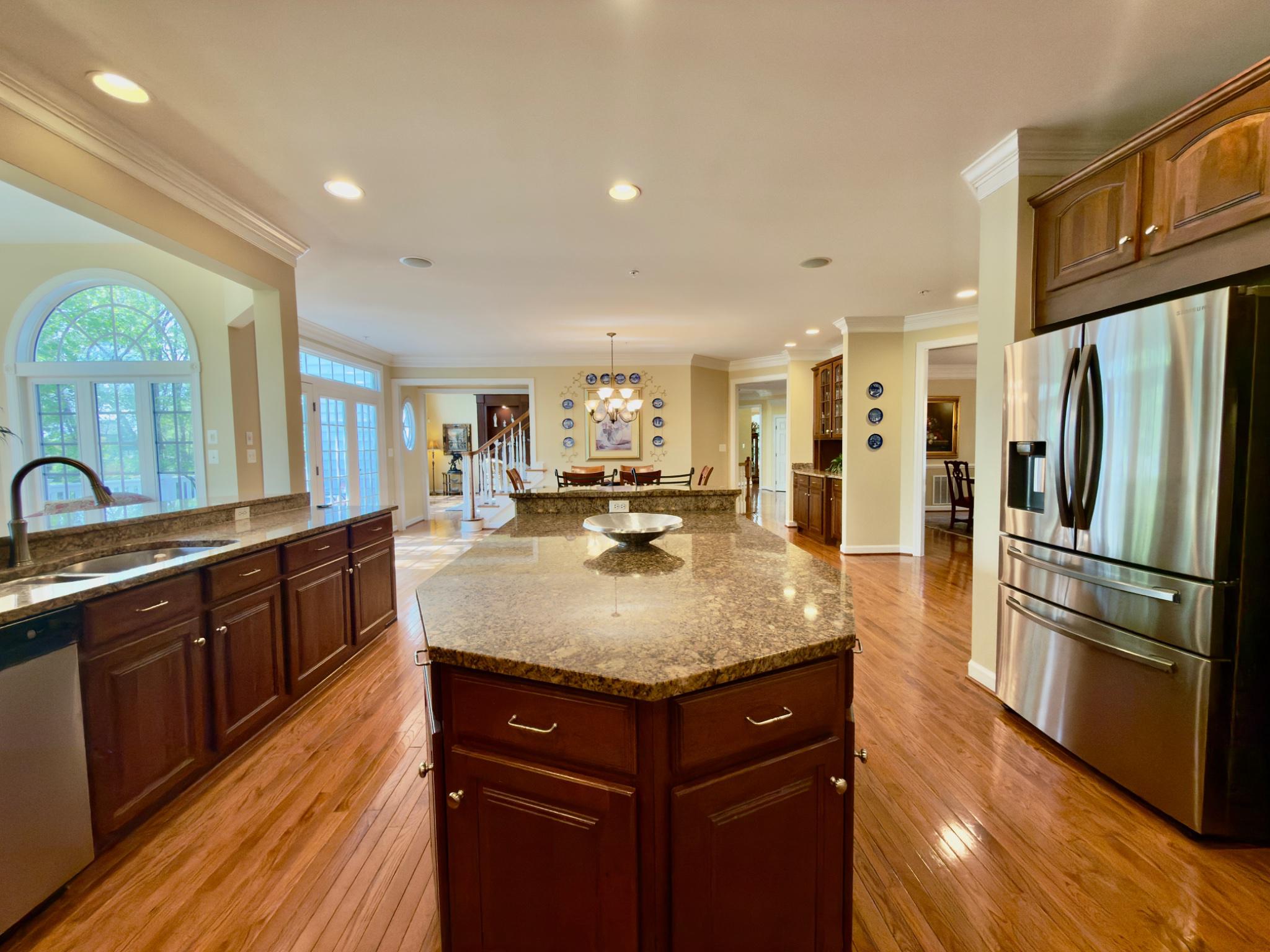 14140 Seneca Road Darnestown, MD 20874 - Photo 30 of 78 Spacious kitchen with elegant finishes.