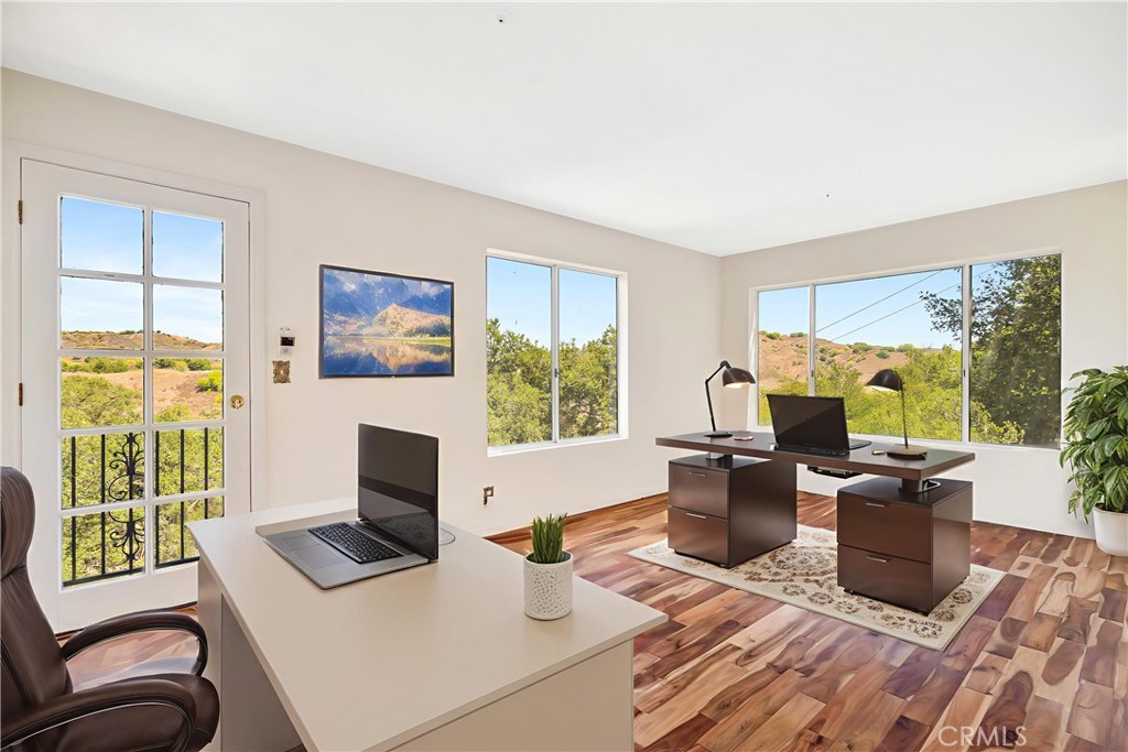 22011 Callado Way Topanga, CA 90290 - Photo 33 of 49