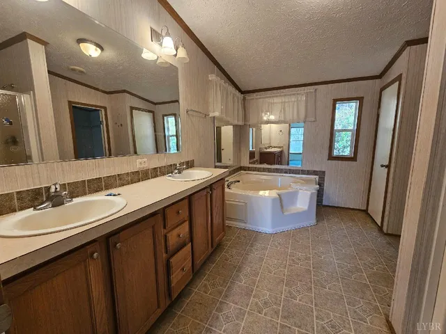 $145,000 | 222 Cove Mountain Lane, Buchanan, VA 24066