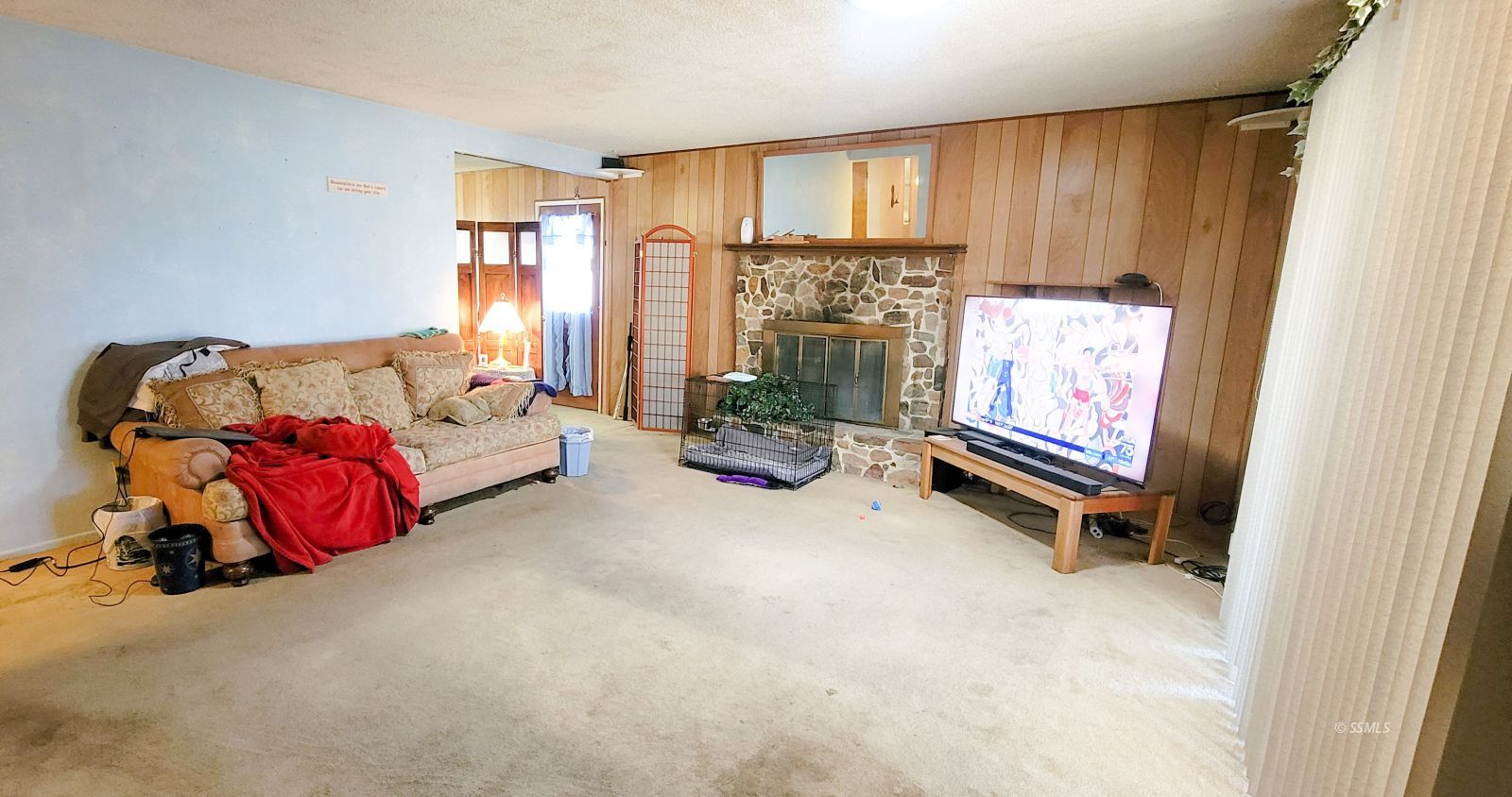 216 South Silver Ridge Street Ridgecrest, CA 93555 - Photo 9 of 21 a living room with furniture and a window