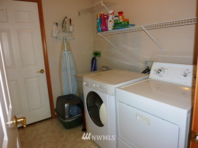 925 183rd Place Southeast Bothell, WA 98012 - Photo 15 of 16