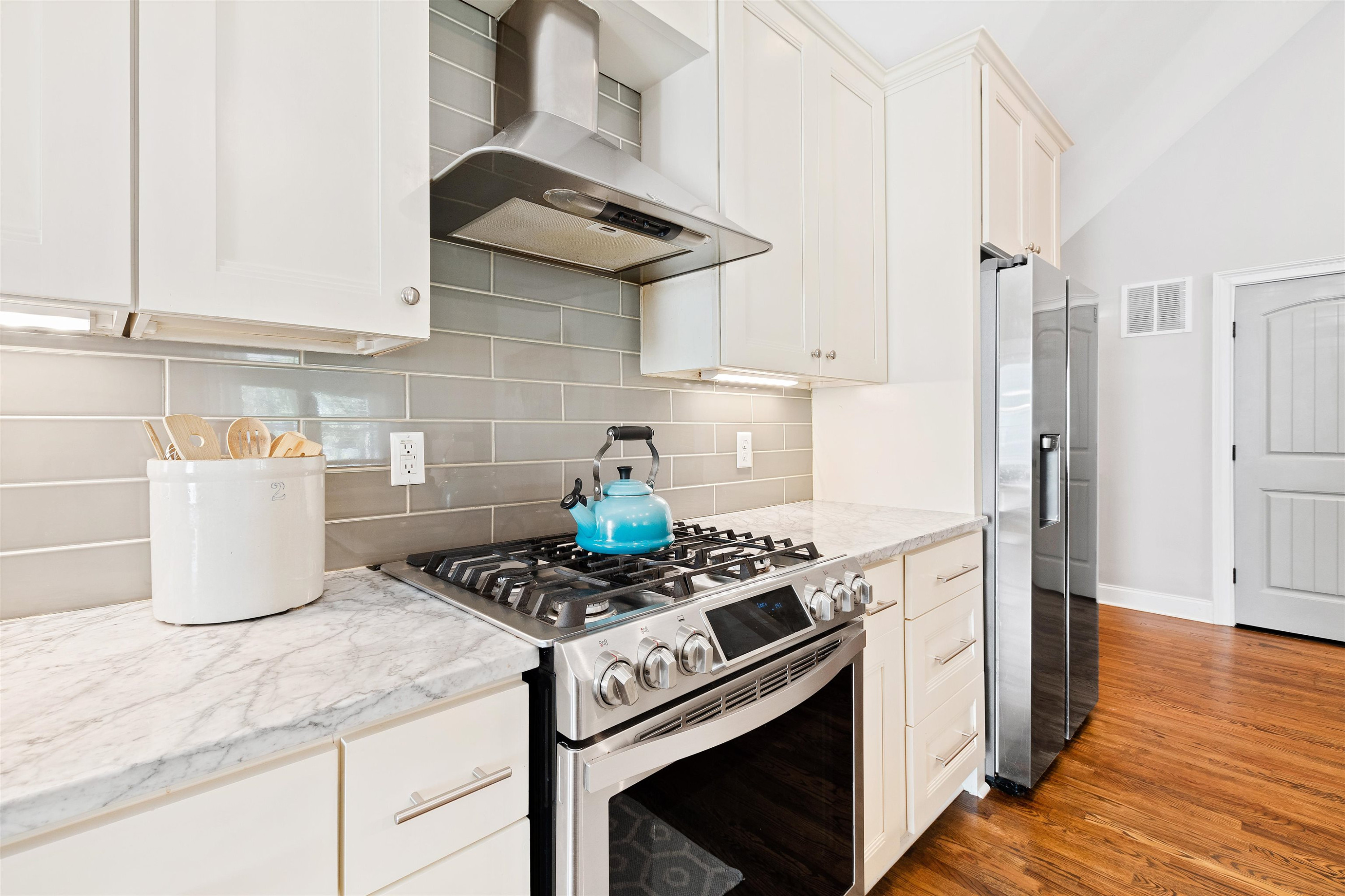 2819 Anderson Drive Raleigh, NC 27608 - Photo 12 of 48 Photo 12