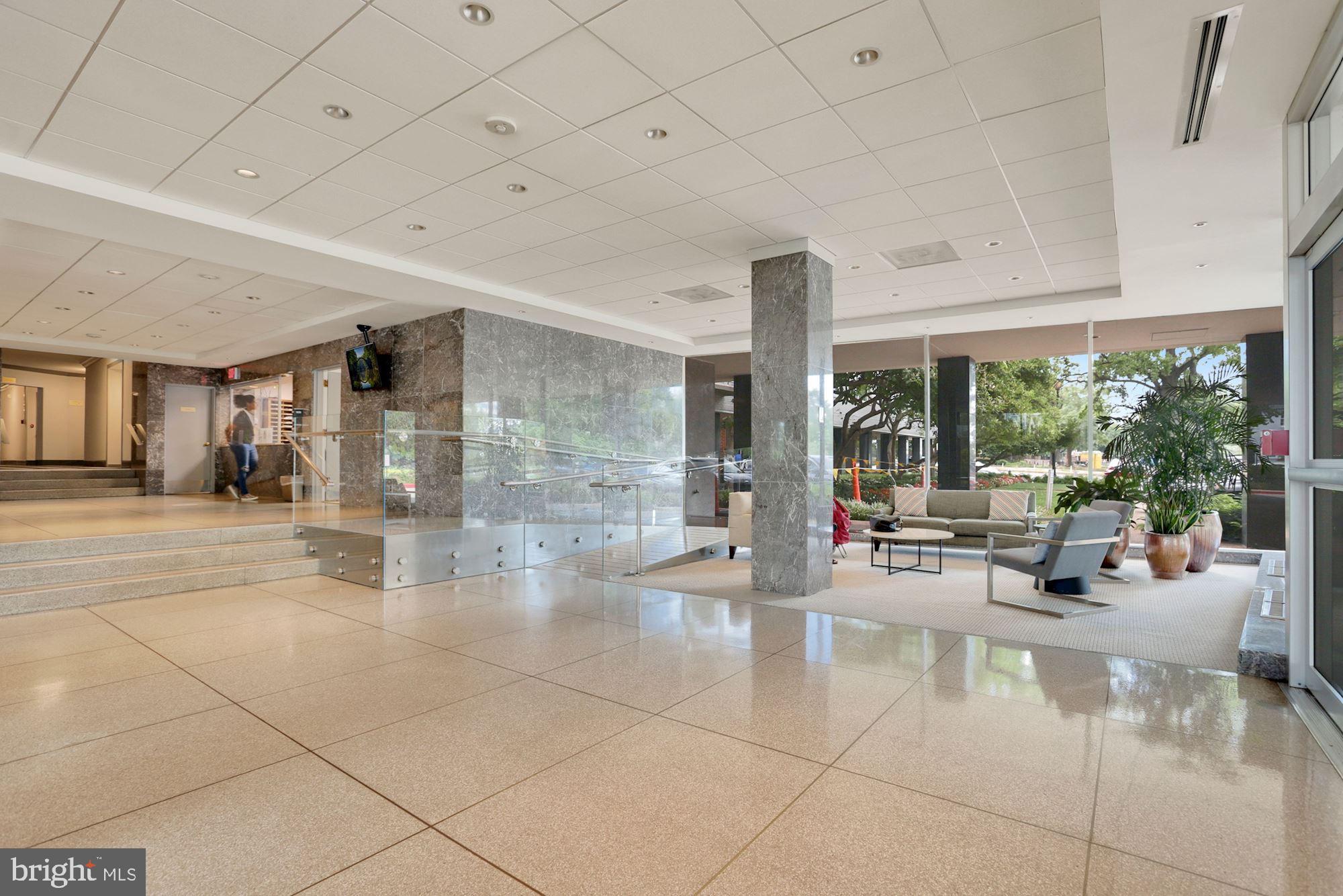 2475 Virginia Avenue Northwest, Unit 925 Washington, DC 20037 - Photo 3 of 45