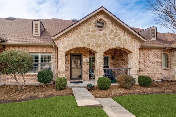 $379,950 | 3075 Willow Grove Boulevard, Unit 1504, McKinney, TX 75070
