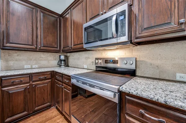 $379,950 | 3075 Willow Grove Boulevard, Unit 1504, McKinney, TX 75070