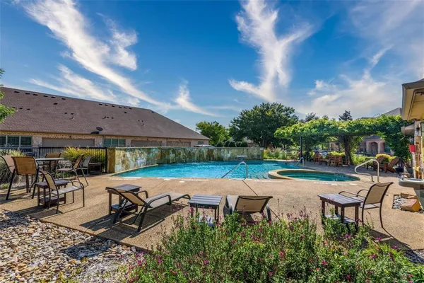 $379,950 | 3075 Willow Grove Boulevard, Unit 1504, McKinney, TX 75070