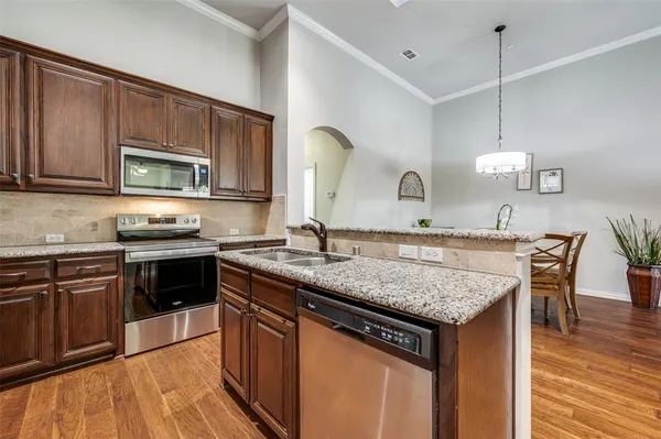 $379,950 | 3075 Willow Grove Boulevard, Unit 1504, McKinney, TX 75070