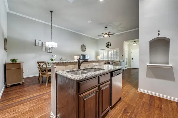 $379,950 | 3075 Willow Grove Boulevard, Unit 1504, McKinney, TX 75070