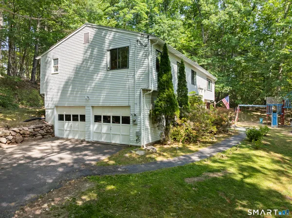 $450,000 | 72 Old Meadow Plain Road, Simsbury, CT 06089