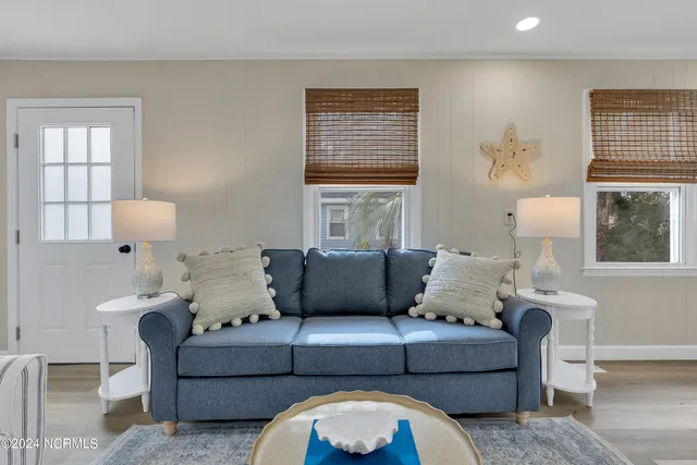 $2,000 | 111 Northeast 19th Street, Unit D, Oak Island, NC 28465