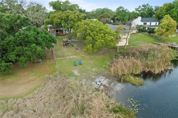 a view of a lake with houses