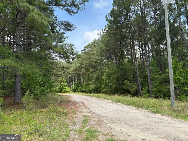 a view of outdoor space with city view