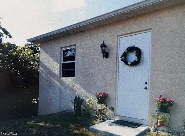 $1,000 | Undisclosed Address, Bokeelia, FL 33922