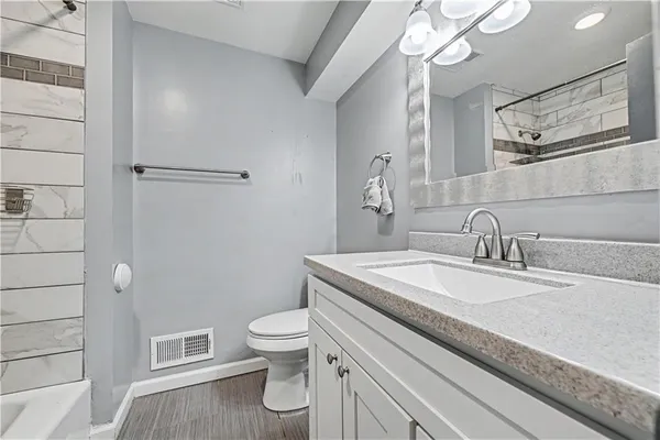 $255,000 | 9810 Hardesty Avenue, Kansas City, MO 64137