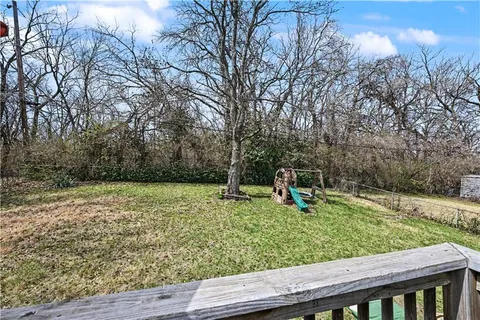 $249,900 | 9810 Hardesty Avenue, Kansas City, MO 64137