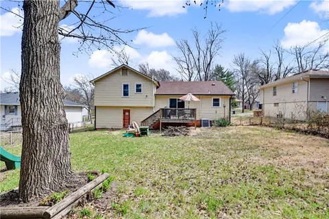 $249,900 | 9810 Hardesty Avenue, Kansas City, MO 64137