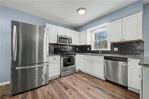 $249,900 | 9810 Hardesty Avenue, Kansas City, MO 64137