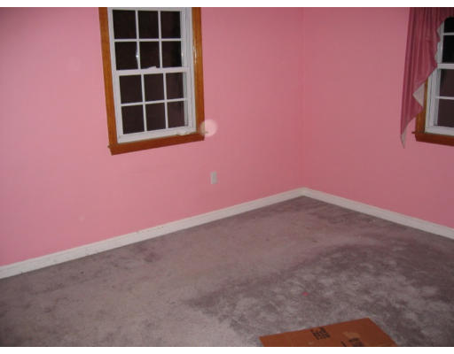7 Melody Road Peabody, MA 01960 - Photo 5 of 6 Gallery Image 5