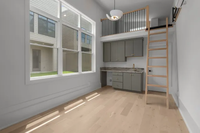 $5,500 | 2305 Eastland Avenue, Unit C, Nashville, TN 37206