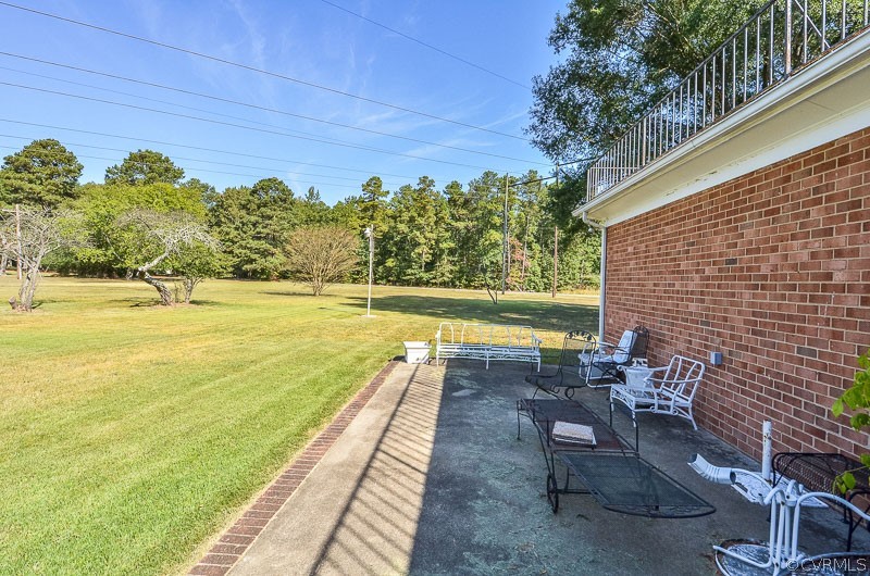 9054 Wallo Road Henrico, VA 23231 - Photo 6 of 38 Gallery Image 6