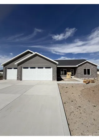 $369,999 | 1512 Belle Drive, Rupert, ID 83350