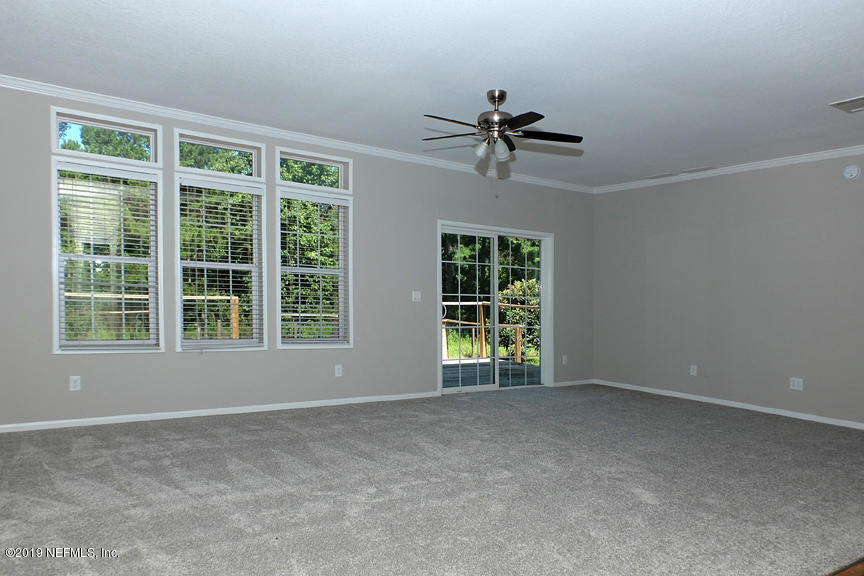 2546 Rabbit Court Middleburg, FL 32068 - Photo 7 of 42 Living Room