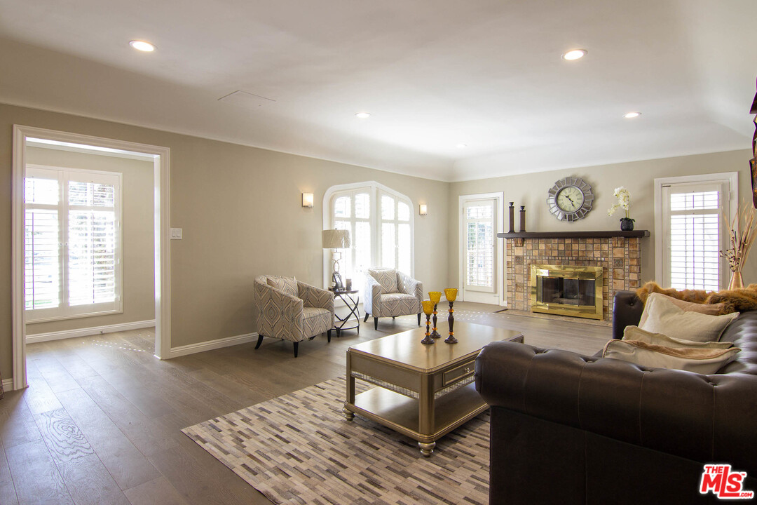 2139 Wellington Road Los Angeles, CA 90016 - Photo 16 of 44 Gallery Image 16