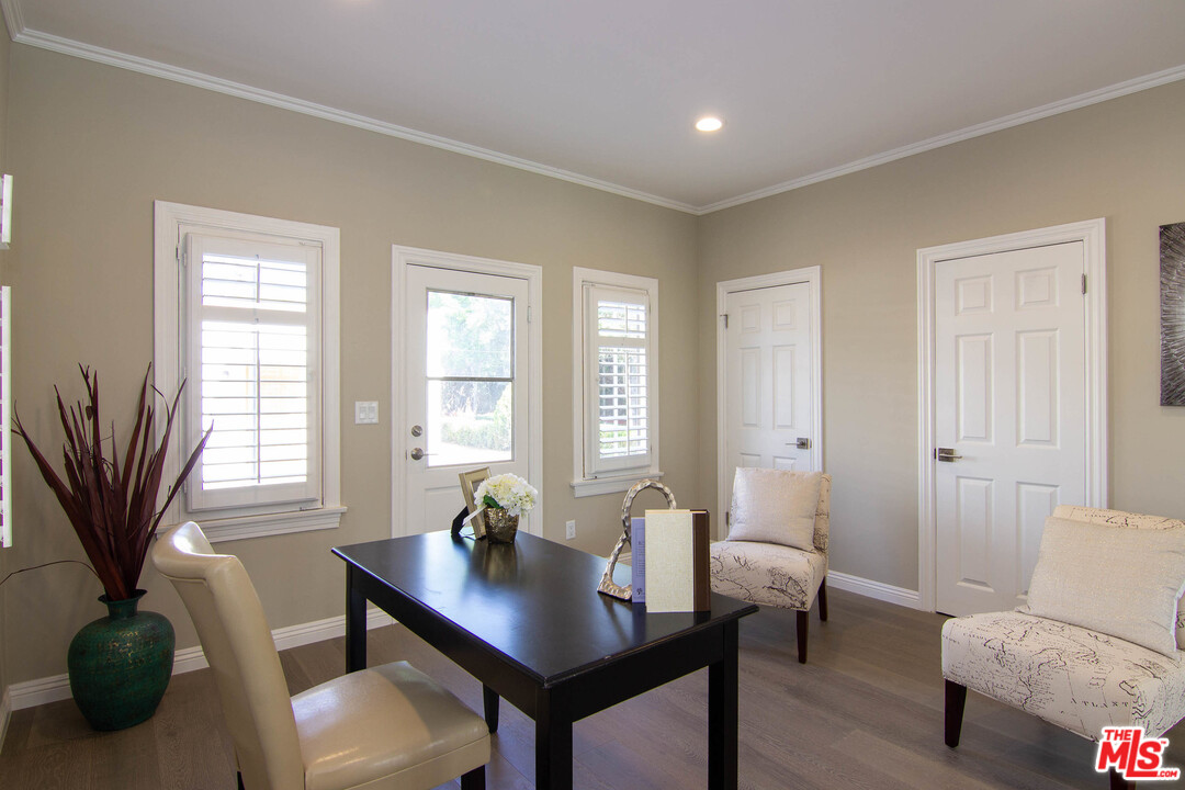2139 Wellington Road Los Angeles, CA 90016 - Photo 19 of 44 Gallery Image 19