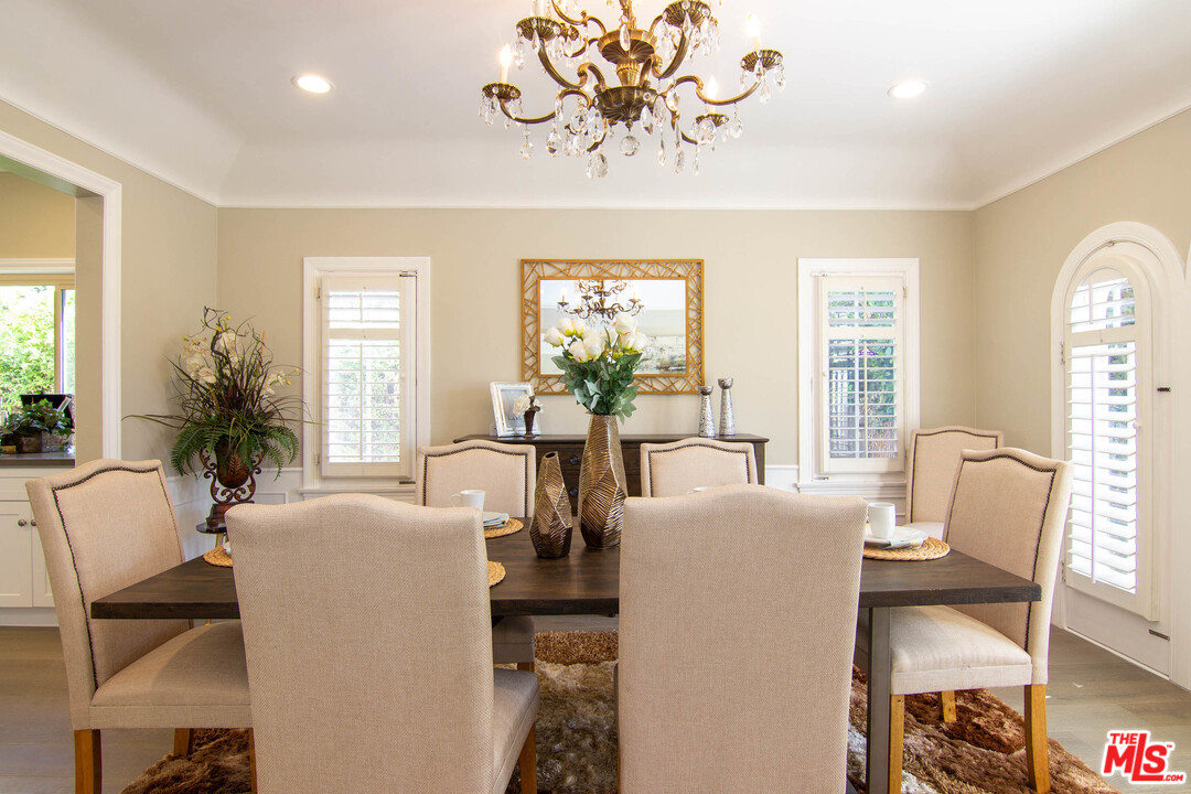 2139 Wellington Road Los Angeles, CA 90016 - Photo 27 of 44 Gallery Image 27