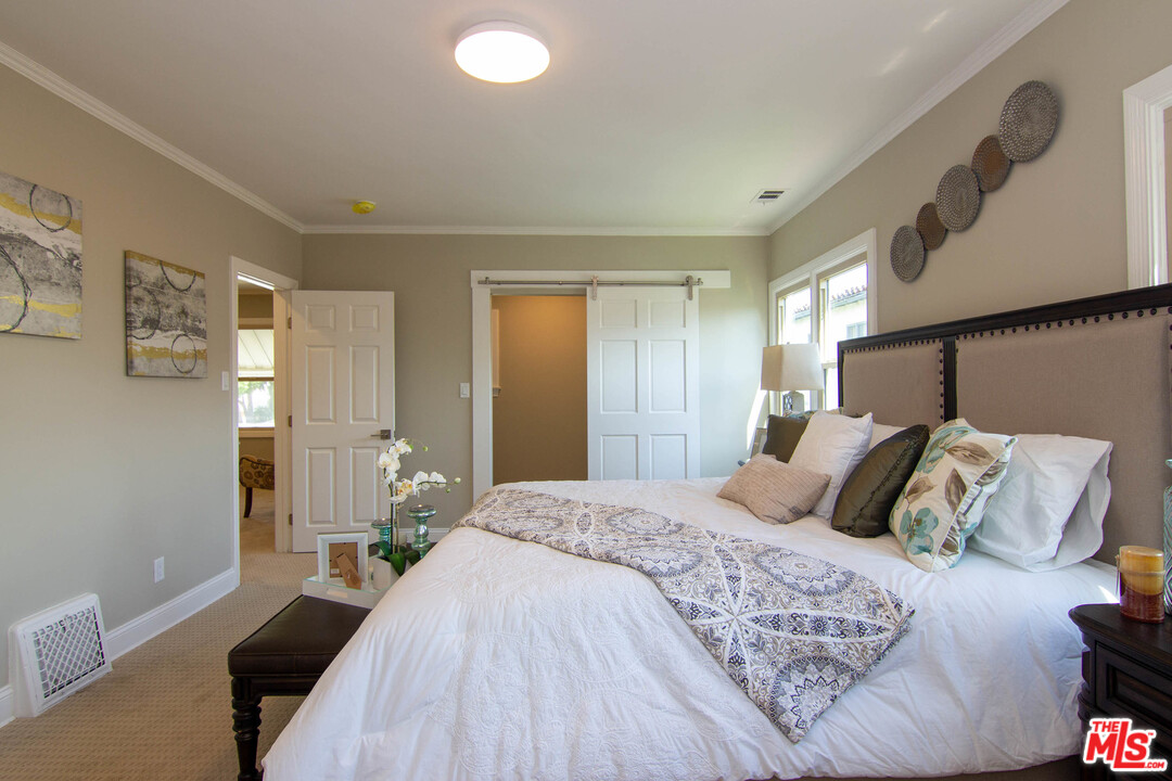 2139 Wellington Road Los Angeles, CA 90016 - Photo 32 of 44 Gallery Image 32